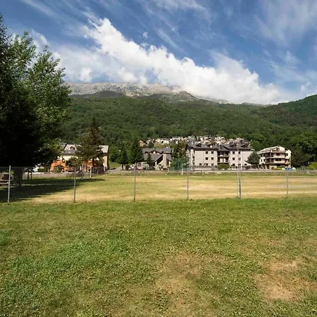 Mincholet, Bajo Con Gran Terraza