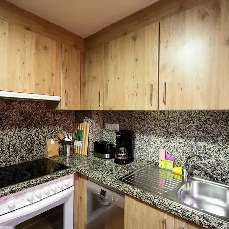 Apartment Mincholet, Bajo Con Gran Terraza Villanova